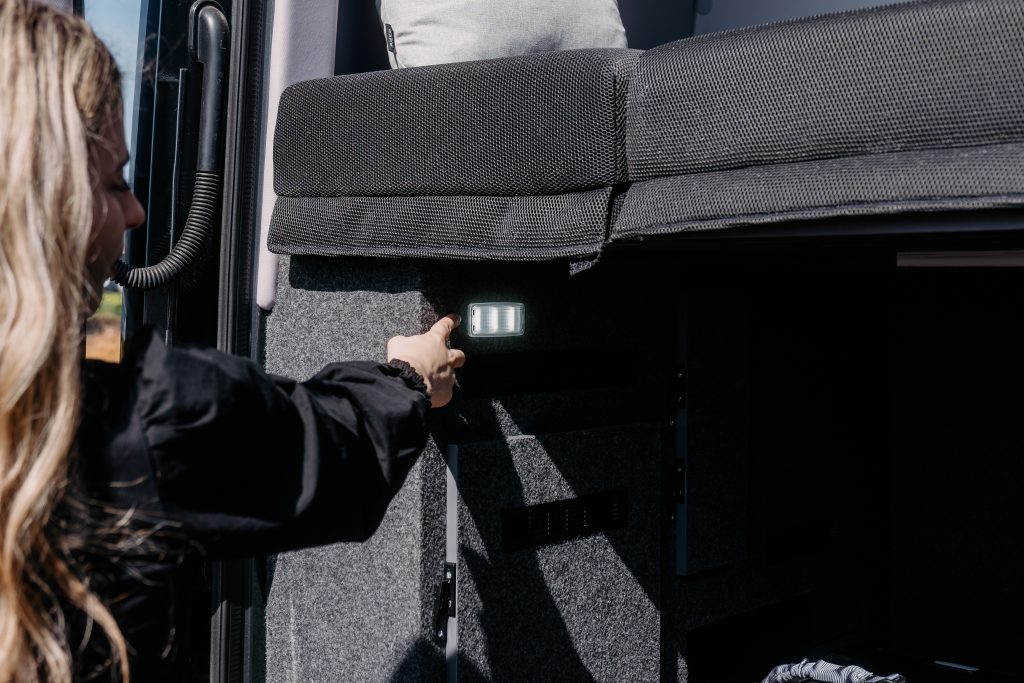 Adventure 6XR posteľ