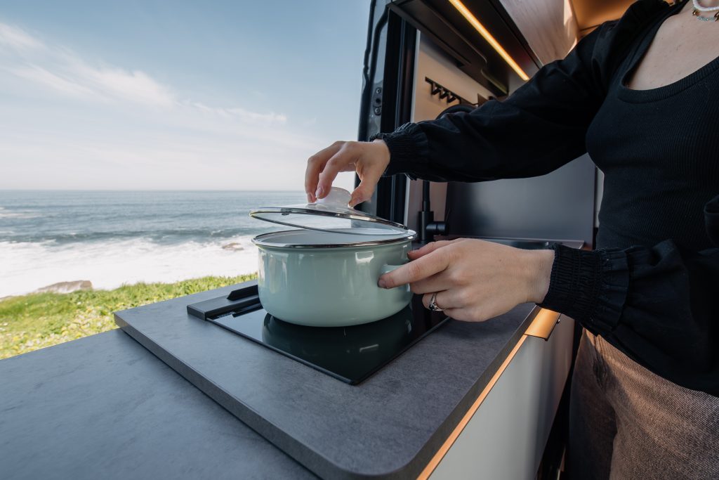 Adventure 6XT posteľ